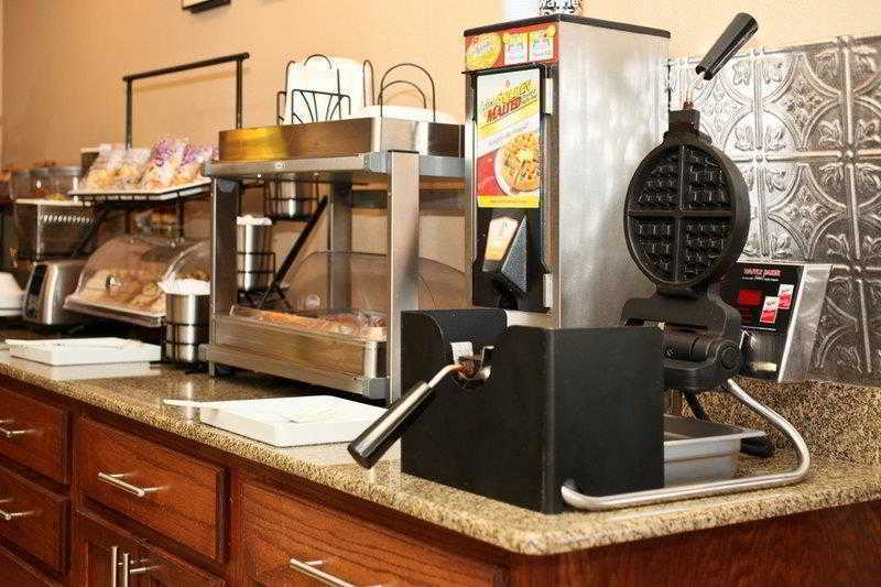 Best Western Delhi Inn Restaurant bilde