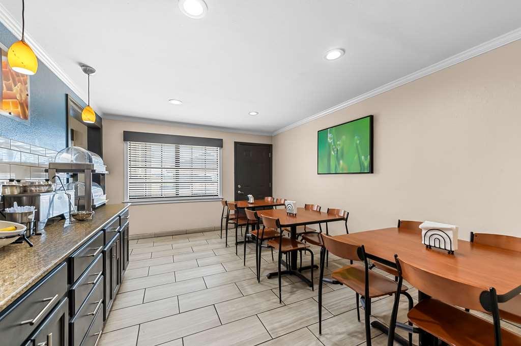 Best Western Delhi Inn Restaurant bilde